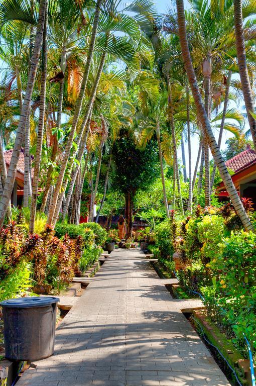 Hotel Angsoka Temukus Luaran gambar