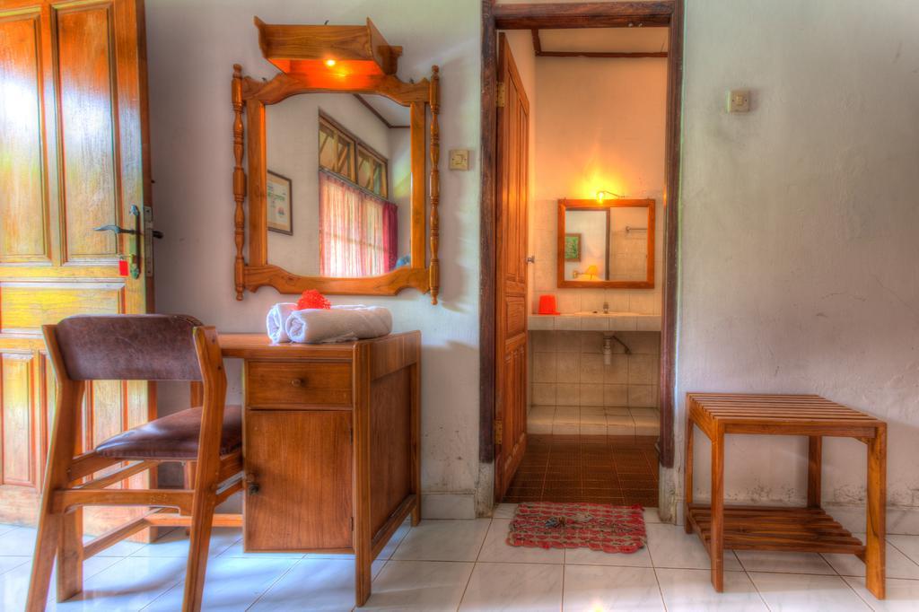 Hotel Angsoka Temukus Bilik gambar
