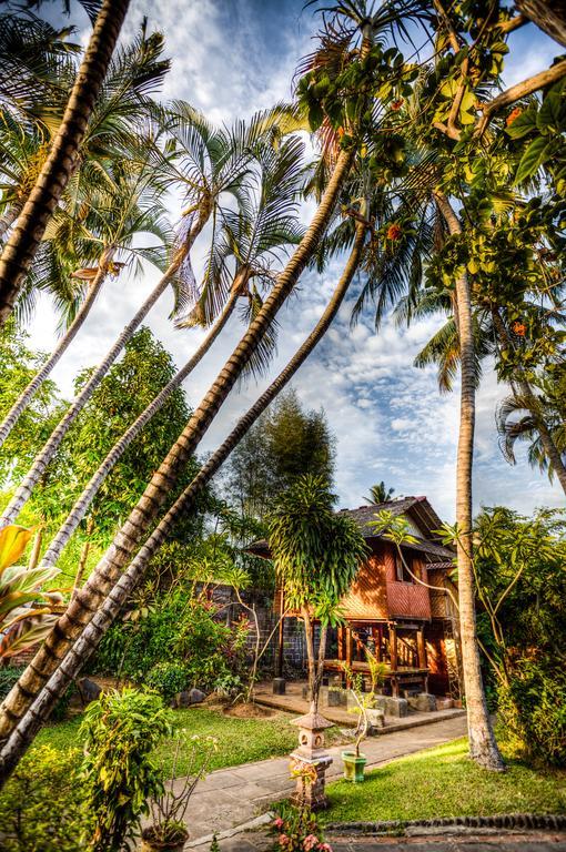 Hotel Angsoka Temukus Luaran gambar